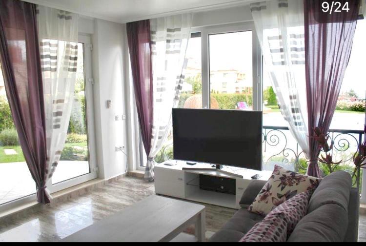Apartments In Complex Sunny Island Deluxe Chernomorets Dış mekan fotoğraf