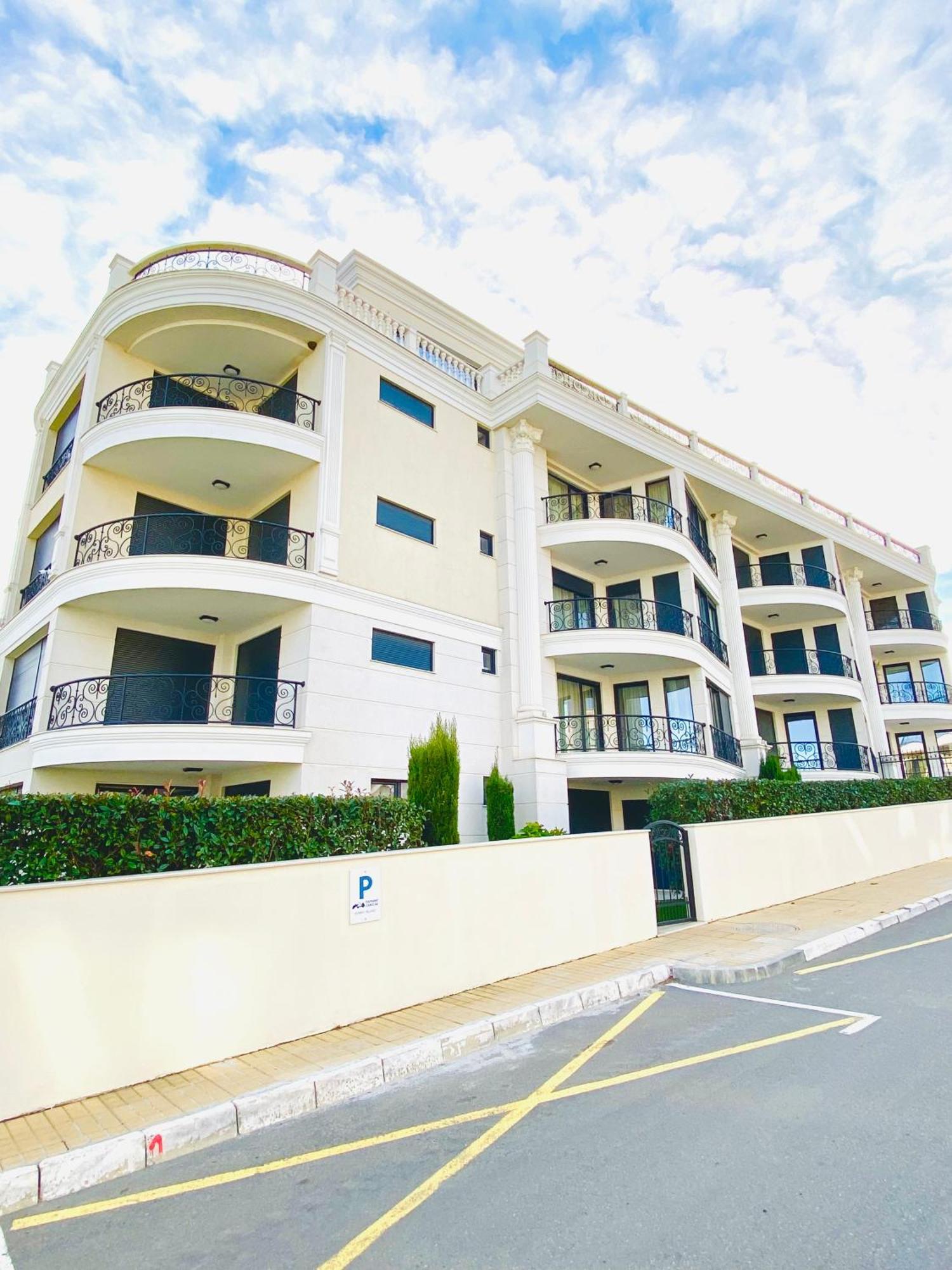 Apartments In Complex Sunny Island Deluxe Chernomorets Dış mekan fotoğraf