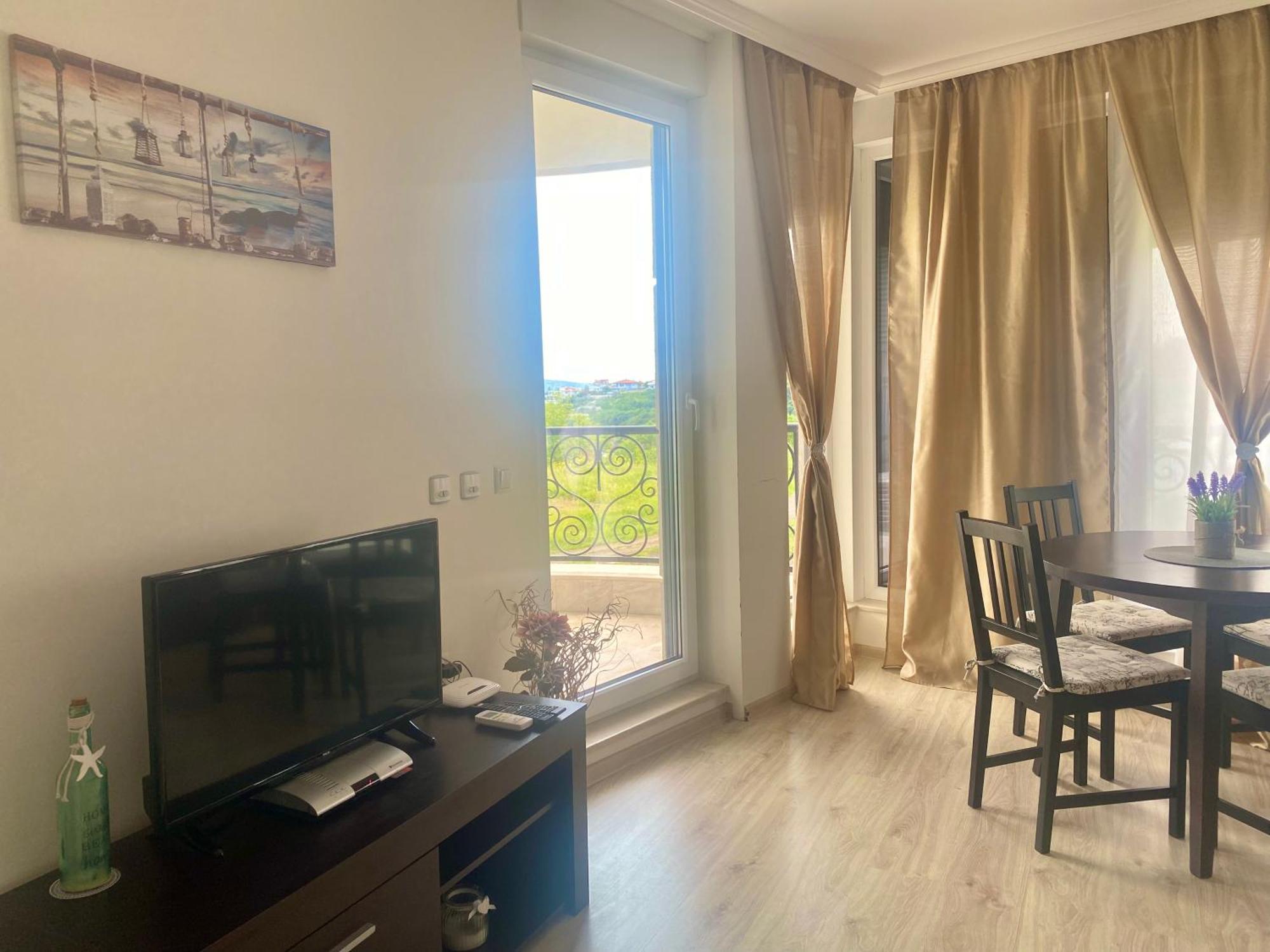 Apartments In Complex Sunny Island Deluxe Chernomorets Dış mekan fotoğraf